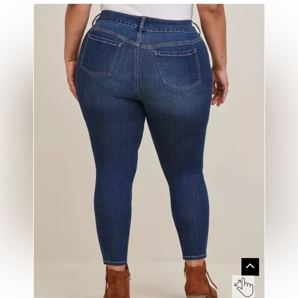 TORRID Super soft Jegging jeans - Picture 2 of 5